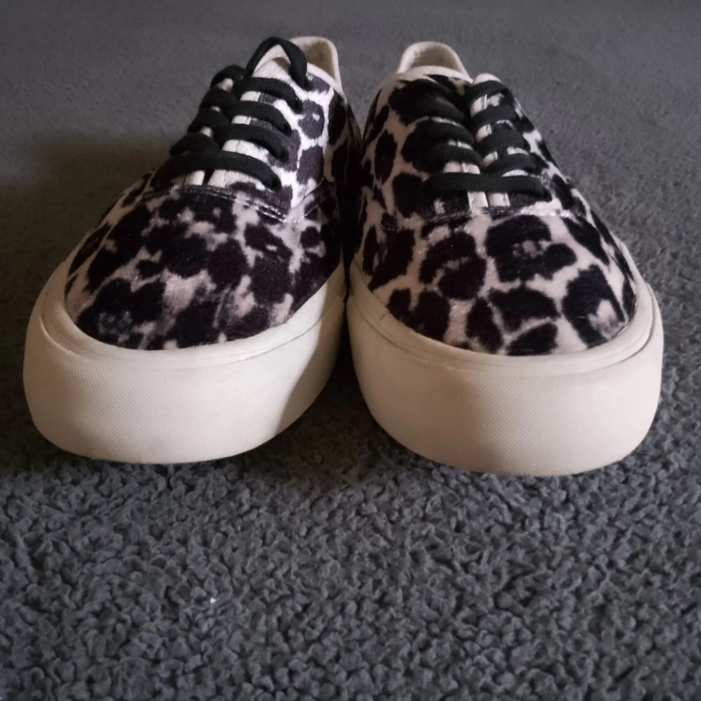 J. Crew Trainers Women's 7.5 White SeaVees Legend Black Leopard Print Velvet Low - Picture 5 of 12